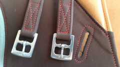 2_Zaldi-Hannover-veganer-Dressursattel-mehrfarbig-von-ZALDIONLINE-3