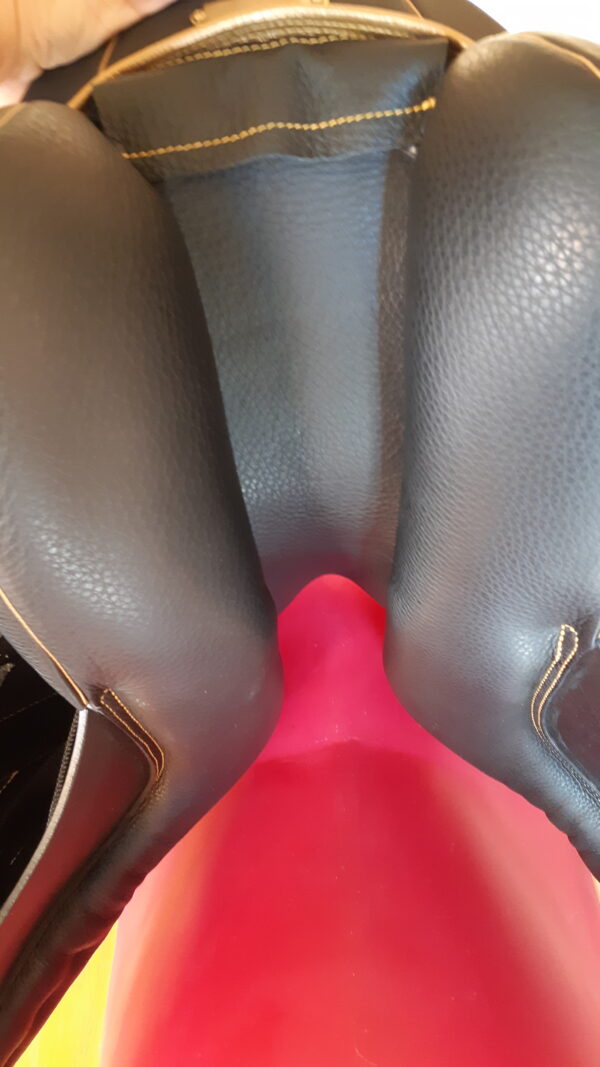 ZALDI DRESSAGE SADDLE MOT - Image 14