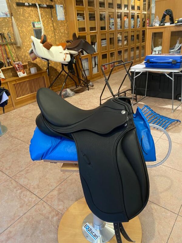 ZALDI DRESSUR SATTEL KENT 2G – Bild 2