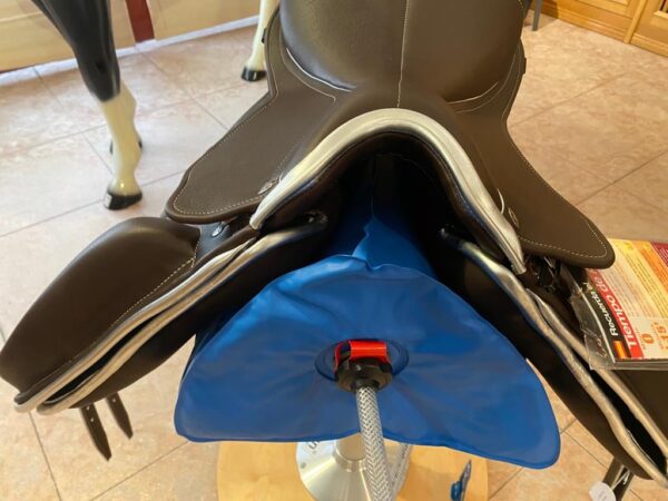 ZALDI DRESSUR SATTEL MOT – Bild 3